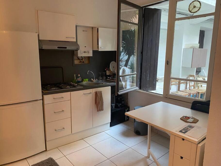 Appt 4 Pers Avec Jardin Ombrage En Centre Ville De Sète Exteriör bild
