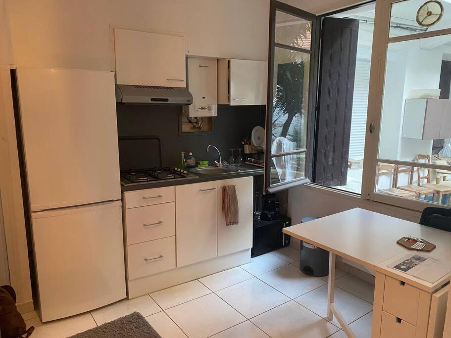 Appt 4 Pers Avec Jardin Ombrage En Centre Ville De Sète Exteriör bild